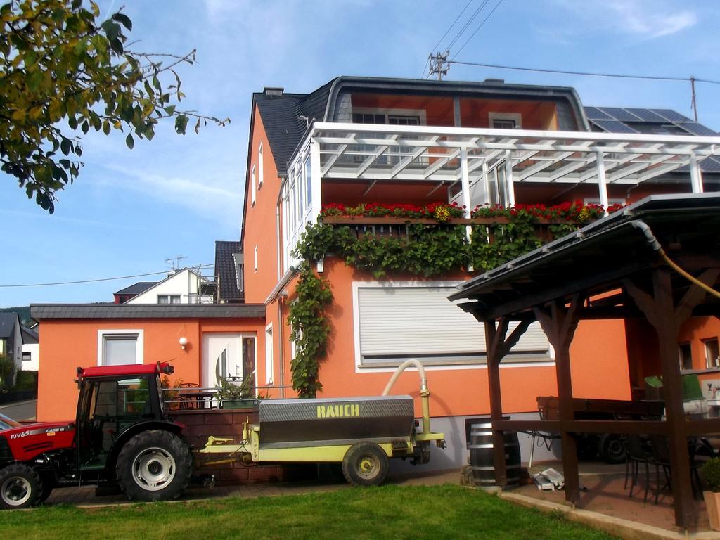 Ferienweingut Rainer Beitzel Kröv Exterior foto